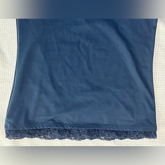 New York & Company Blue Sleeveless Fitted Camisole Tank Top Lace Detail XS - Picture 10 of 10